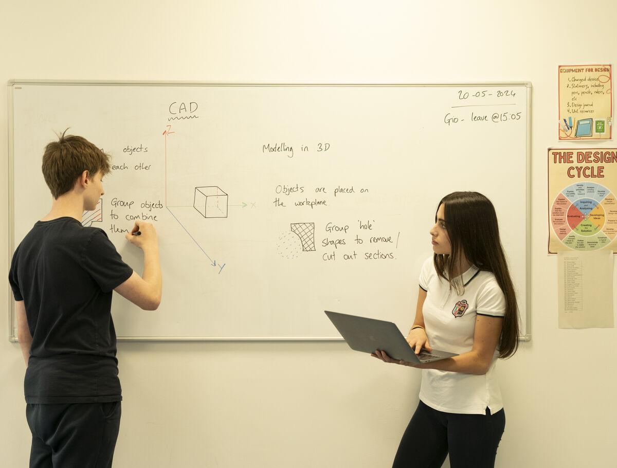 Club artistici alla International School of Bergamo